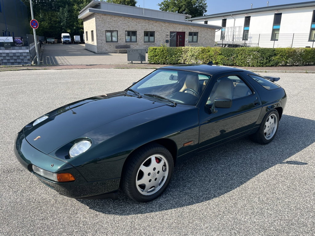 Porsche 928 S4