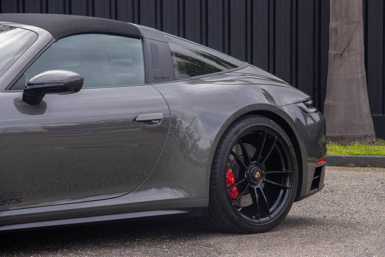 Porsche 992 Targa 4 GTS