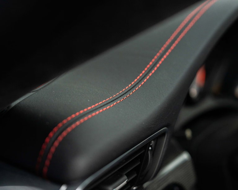 Porsche 991.2 GT3 Touring