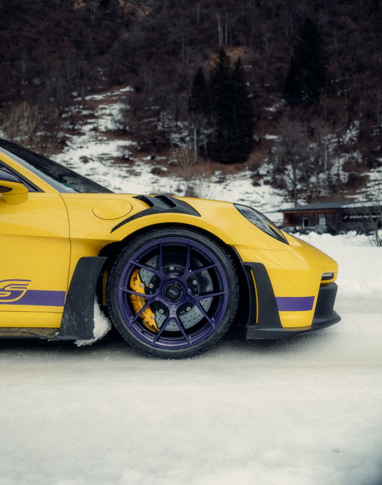 “Cinco voltas na Nordschleife e suas mãos nem ficam suadas. Isso é uma merda” — Jan-Erik Slooten
