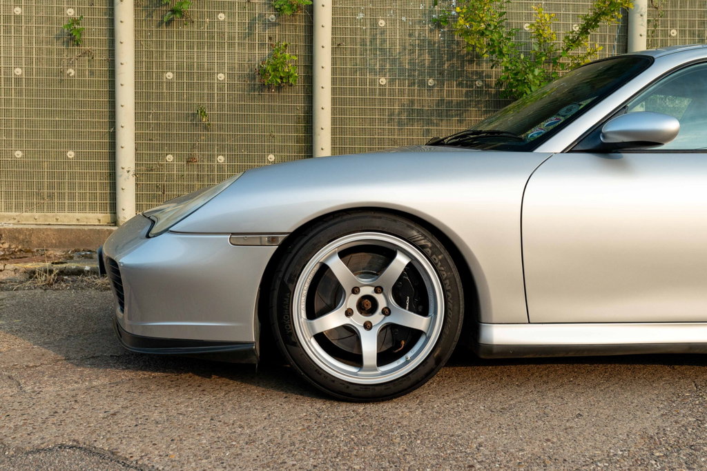 Porsche 996 Turbo