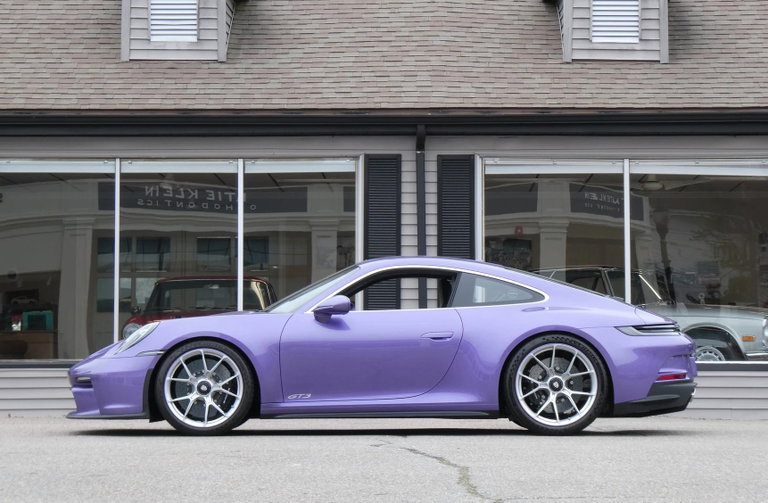 Porsche 992 GT3 Touring