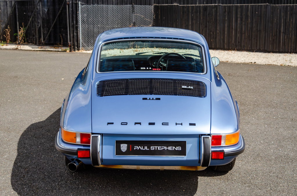 Porsche 911 E