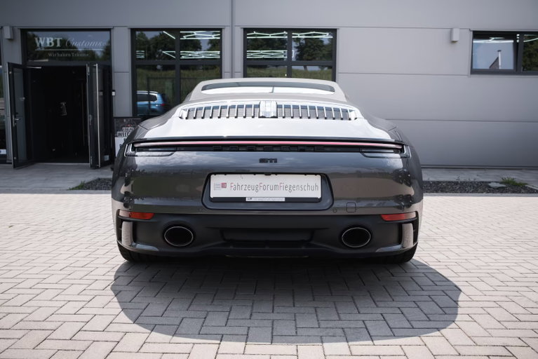 Porsche 992 Carrera S
