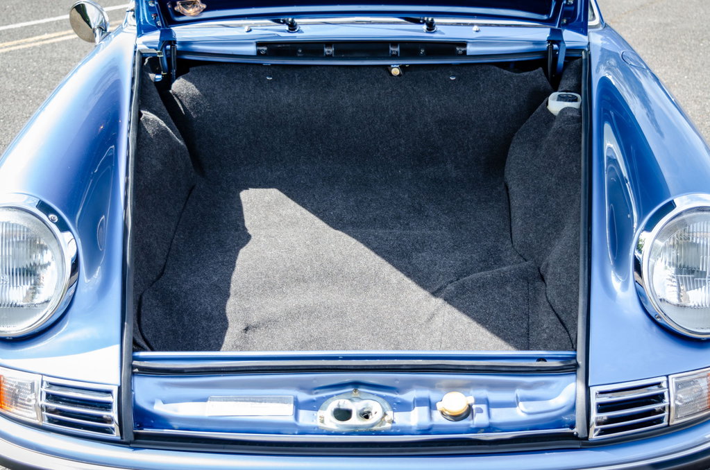Porsche 911 E