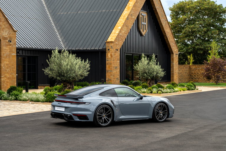 Porsche 992 Turbo