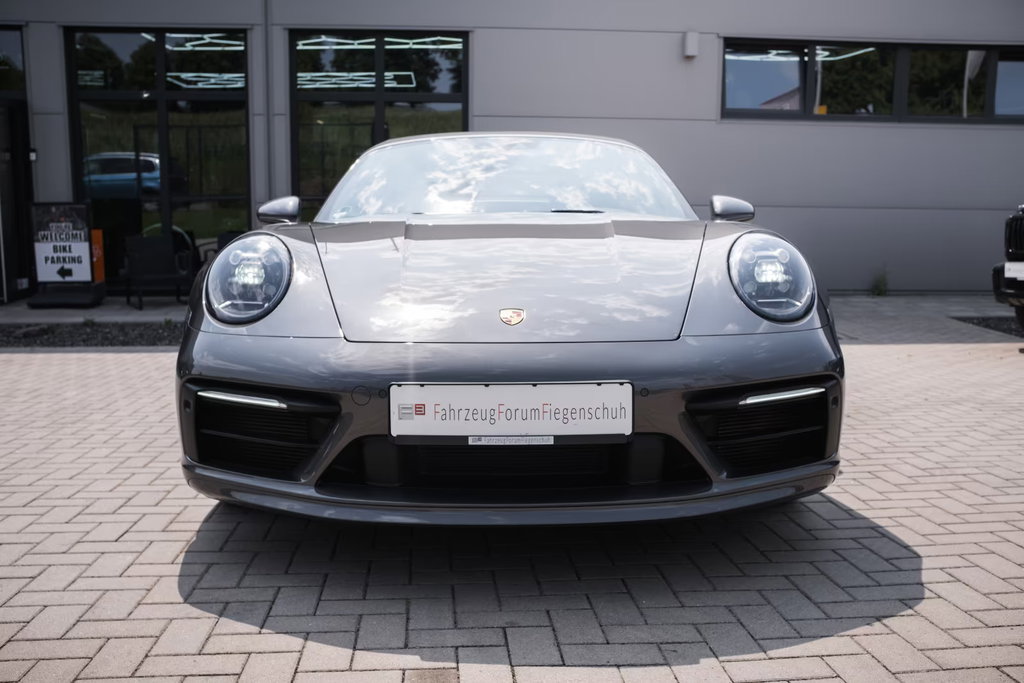 Porsche 992 Carrera S