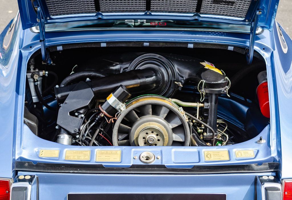 Porsche 911 E