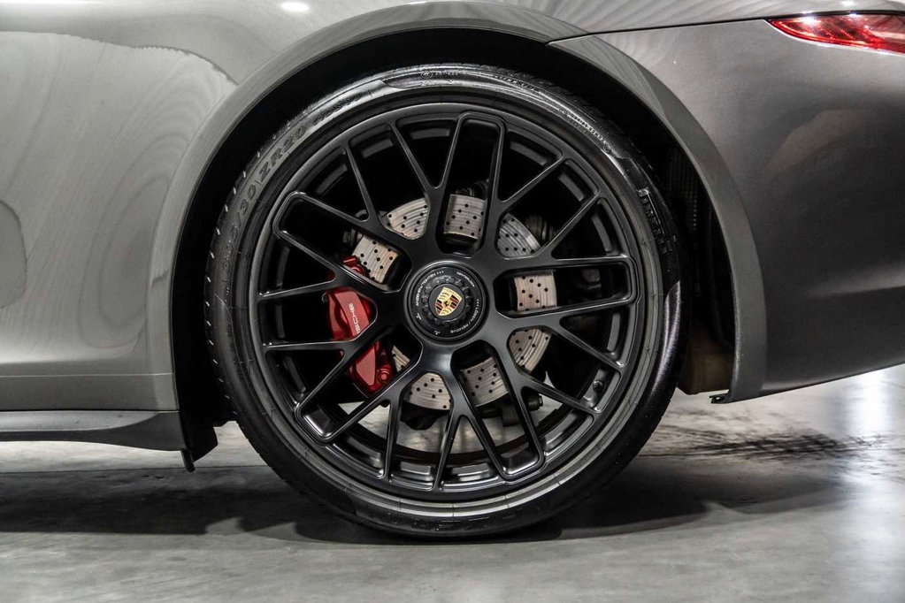 Porsche 991 Carrera GTS