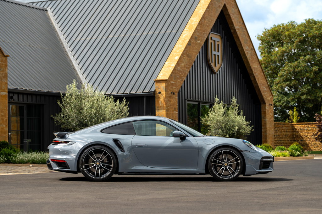 Porsche 992 Turbo