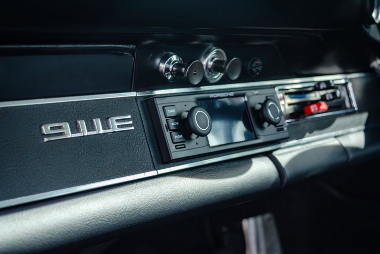 Porsche 911 E