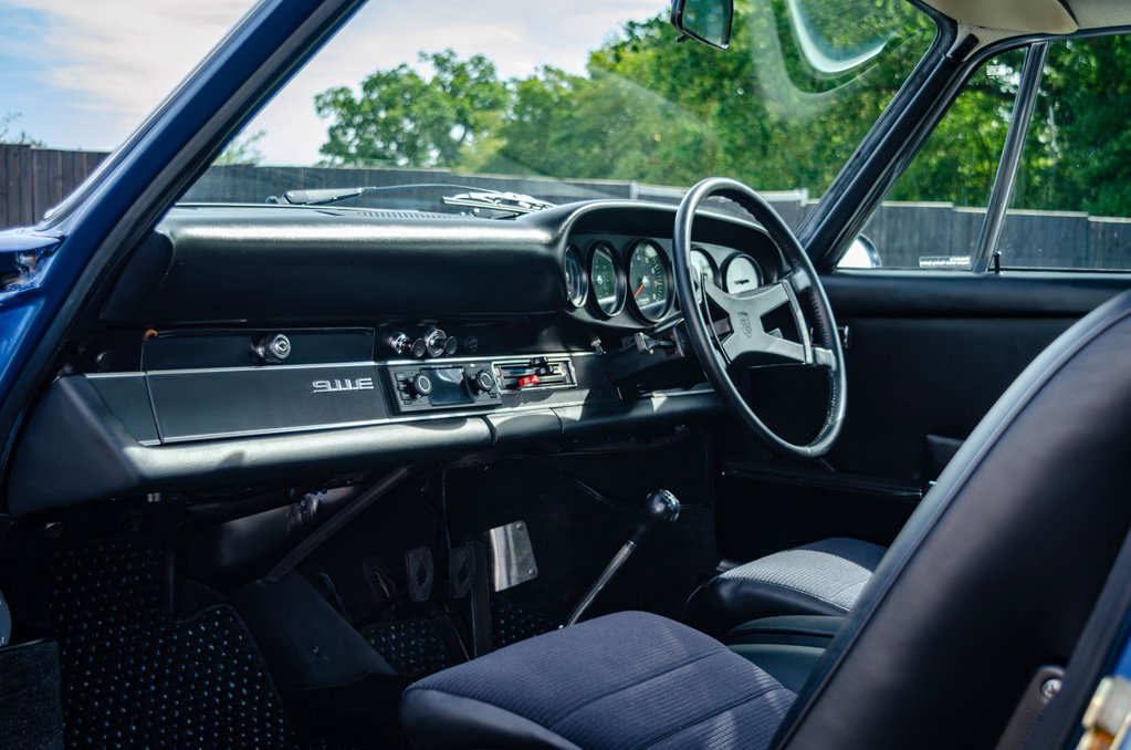 Porsche 911 E