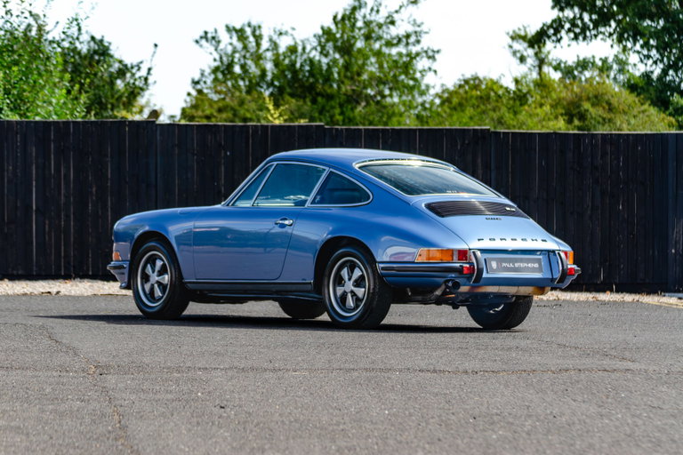 Porsche 911 E