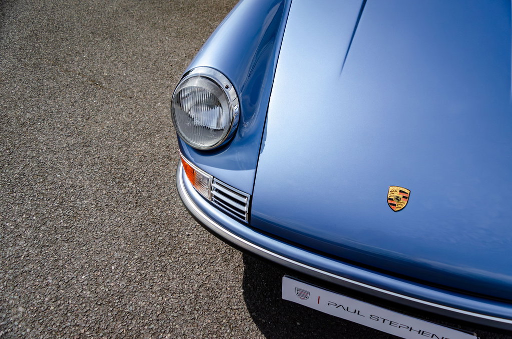 Porsche 911 E