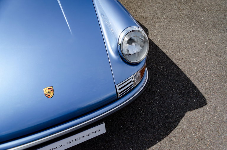 Porsche 911 E