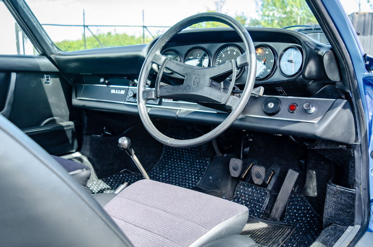 Porsche 911 E