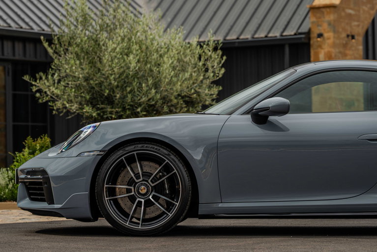 Porsche 992 Turbo