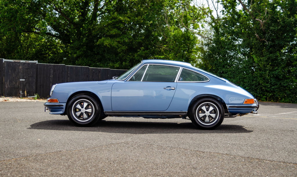 Porsche 911 E