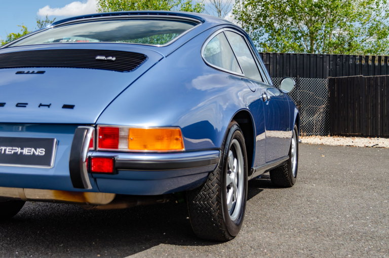 Porsche 911 E