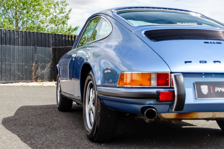 Porsche 911 E