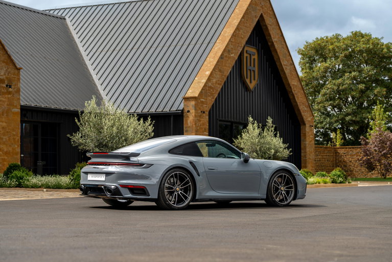 Porsche 992 Turbo