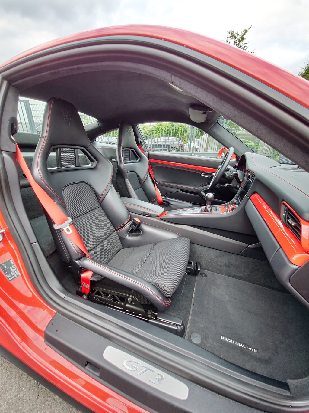 Porsche 991.2 GT3 Touring
