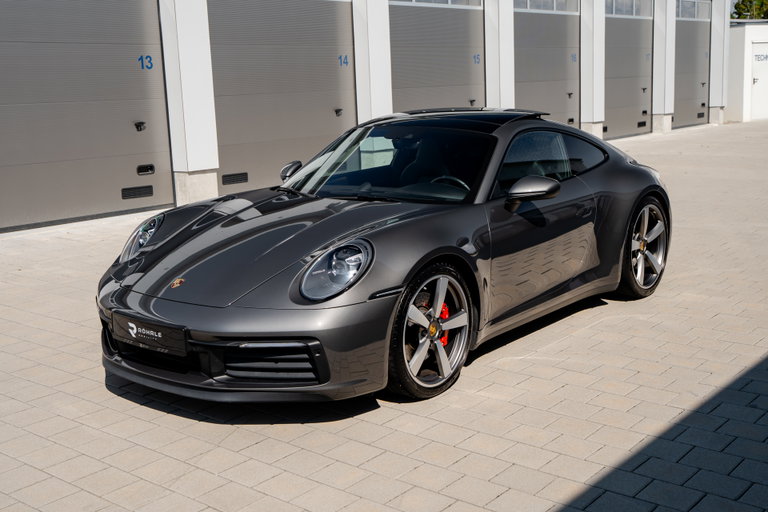 Porsche 992 Carrera 4S