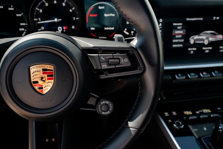 Porsche 992 Carrera 4S