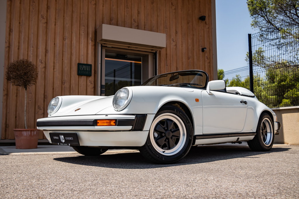 Porsche 911 Carrera 3.2 Speedster