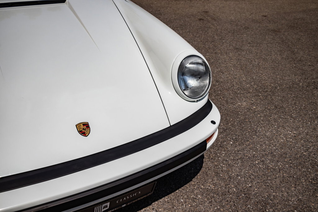 Porsche 911 Carrera 3.2 Speedster