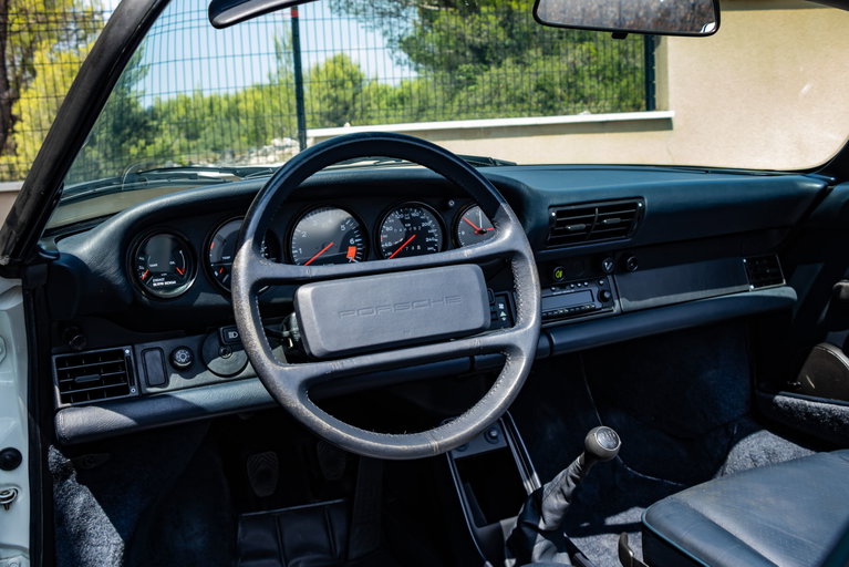 Porsche 911 Carrera 3.2 Speedster