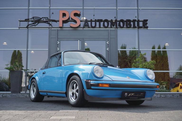 Porsche 911 Carrera 2.7