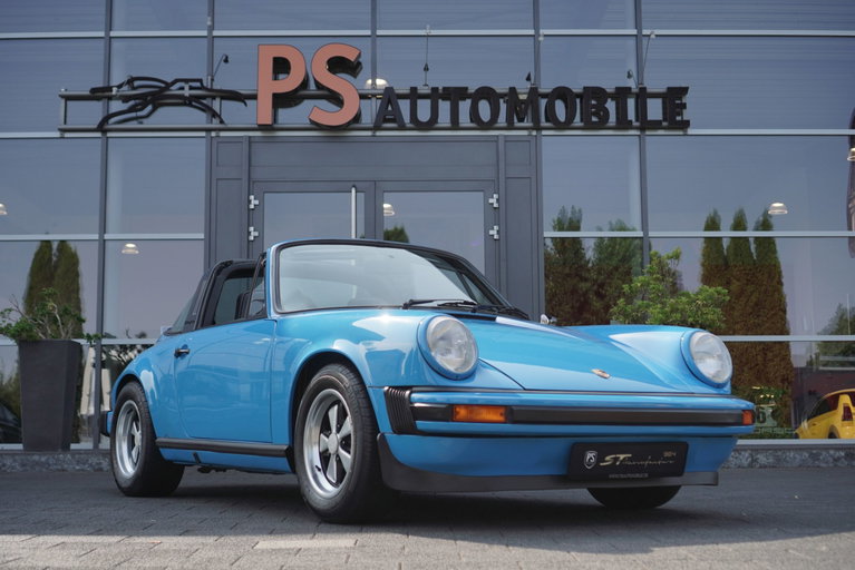 Porsche 911 Carrera 2.7