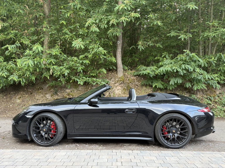 Porsche 991 Carrera 4 GTS