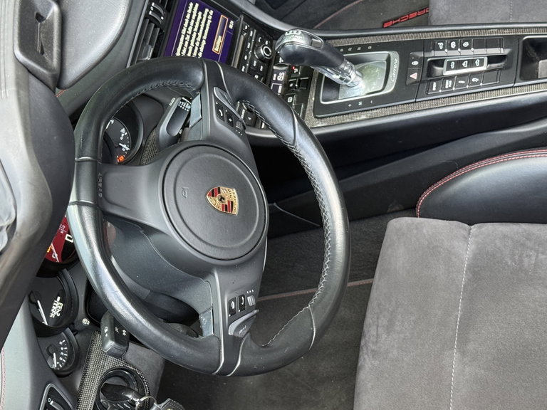 Porsche 991 Carrera 4 GTS