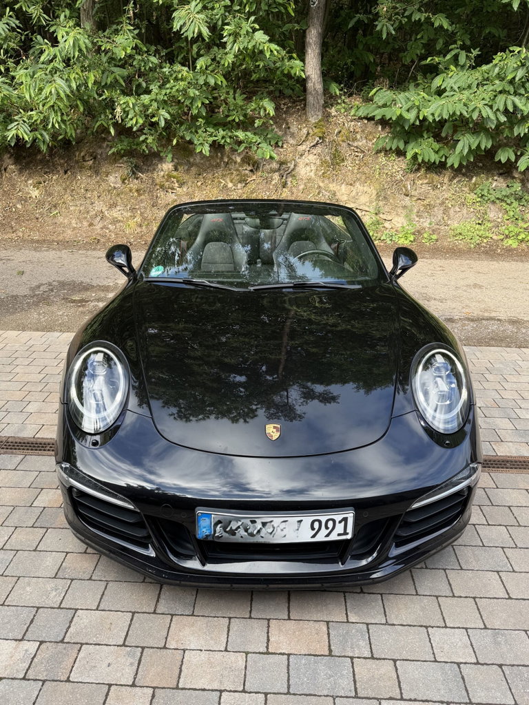 Porsche 991 Carrera 4 GTS