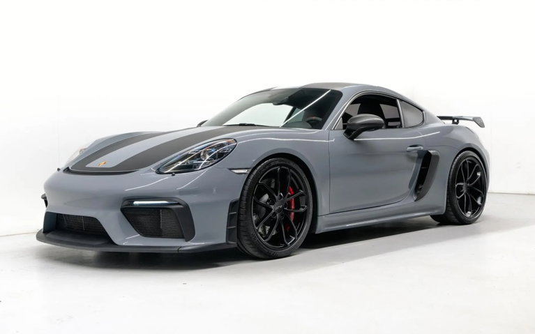 Porsche 718 Cayman GT4