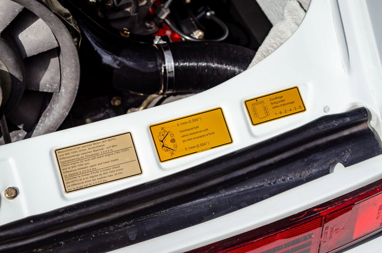 Porsche 911 Carrera 2.7