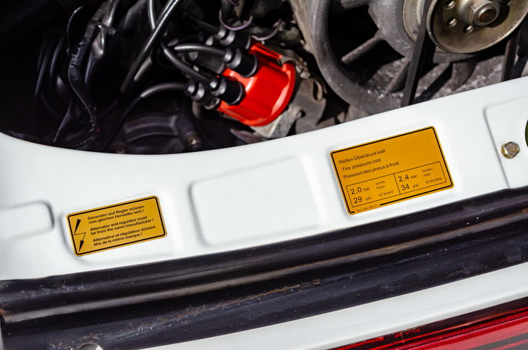 Porsche 911 Carrera 2.7