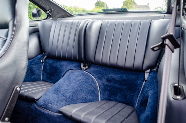 Porsche 911 Carrera 2.7
