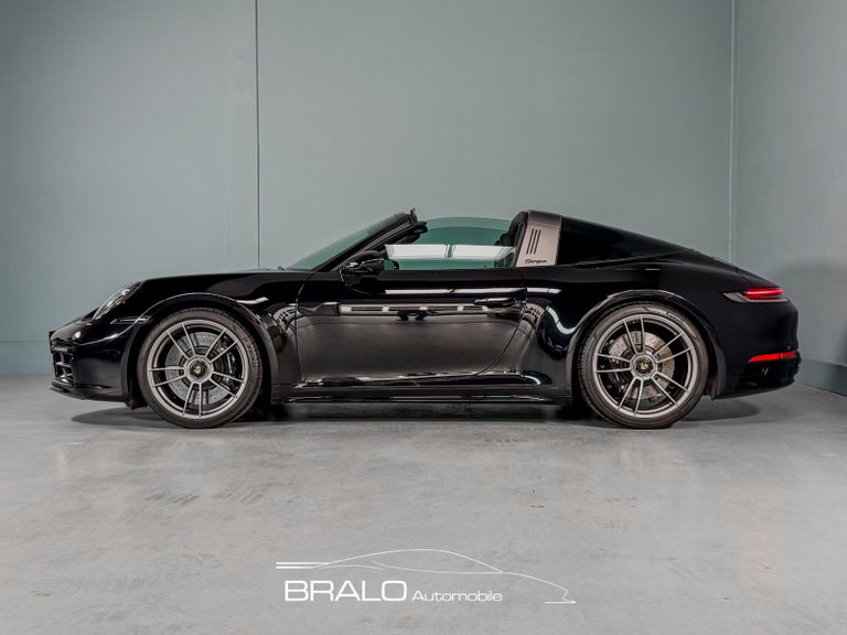 Porsche 992 Edition 50 Jahre Porsche Design