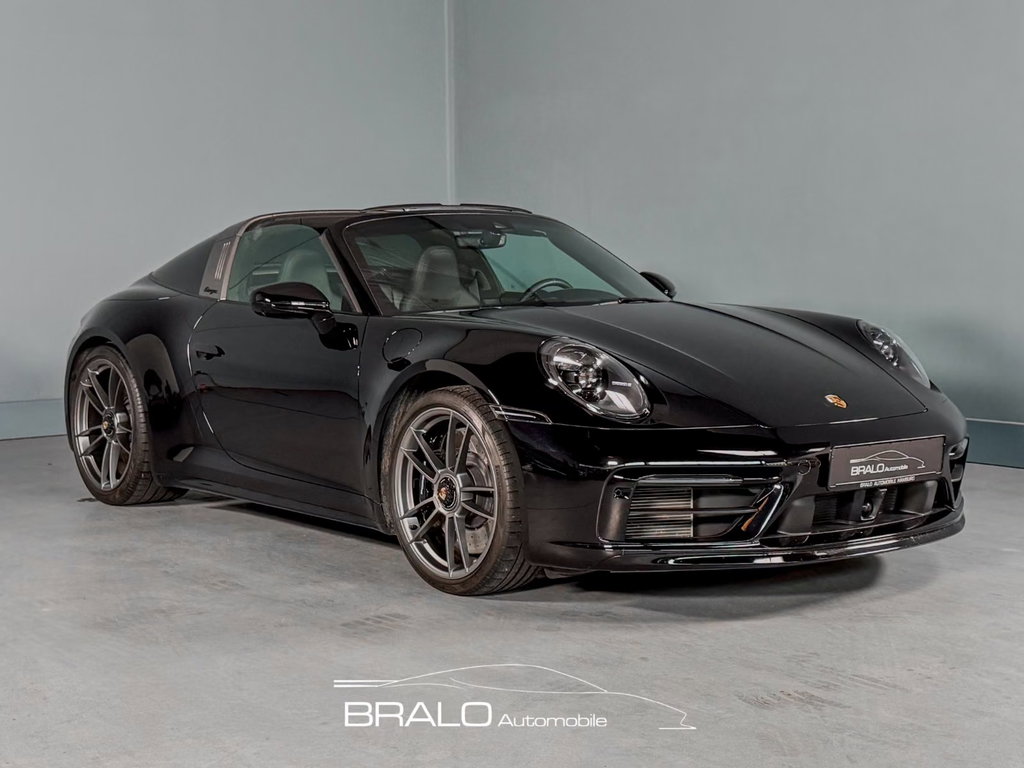 Porsche 992 Edition 50 Jahre Porsche Design