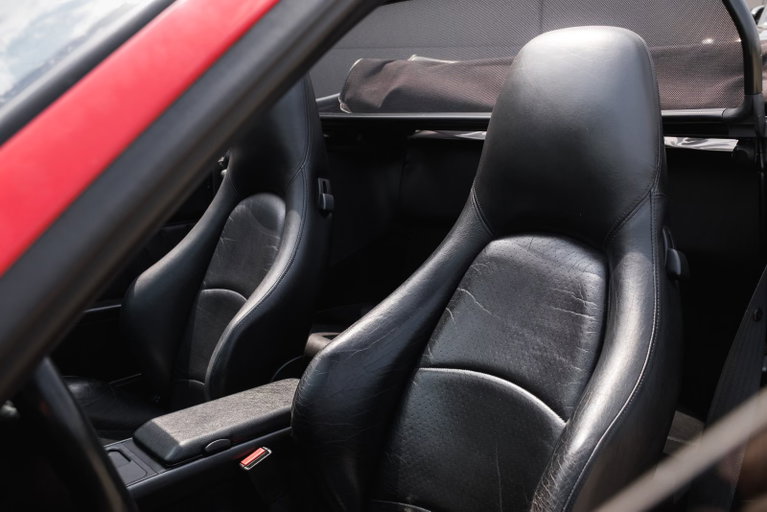 Porsche 968