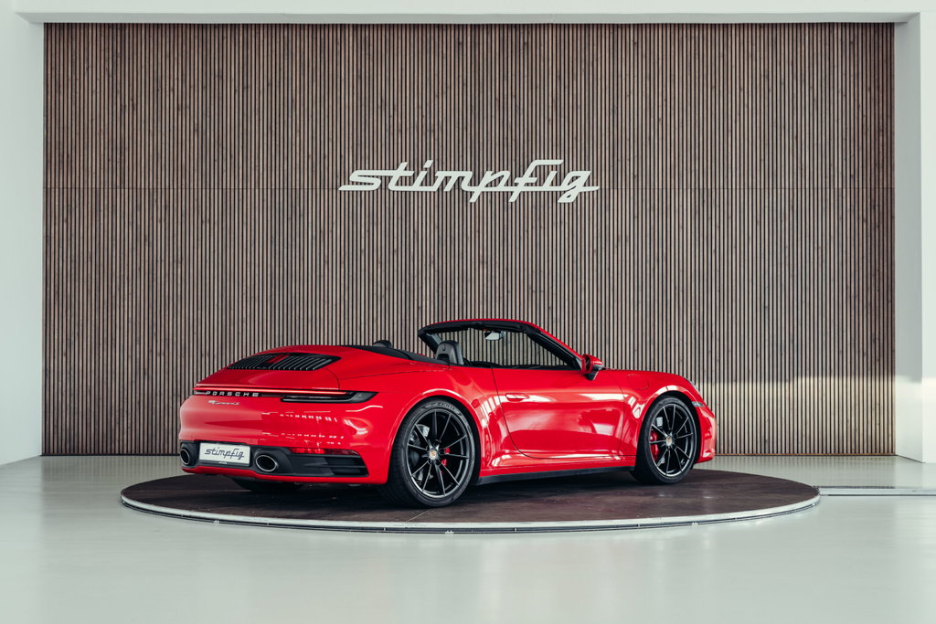 Porsche 992 Carrera 4S