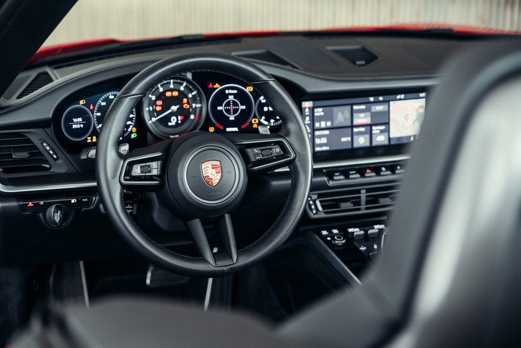 Porsche 992 Carrera 4S