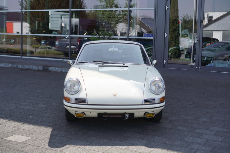 Porsche 911 S (F-Modell)