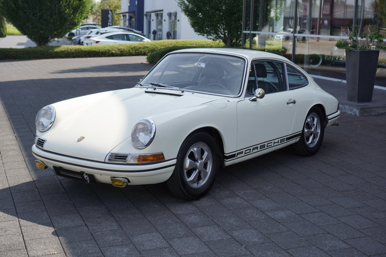 Porsche 911 S (F-Modell)