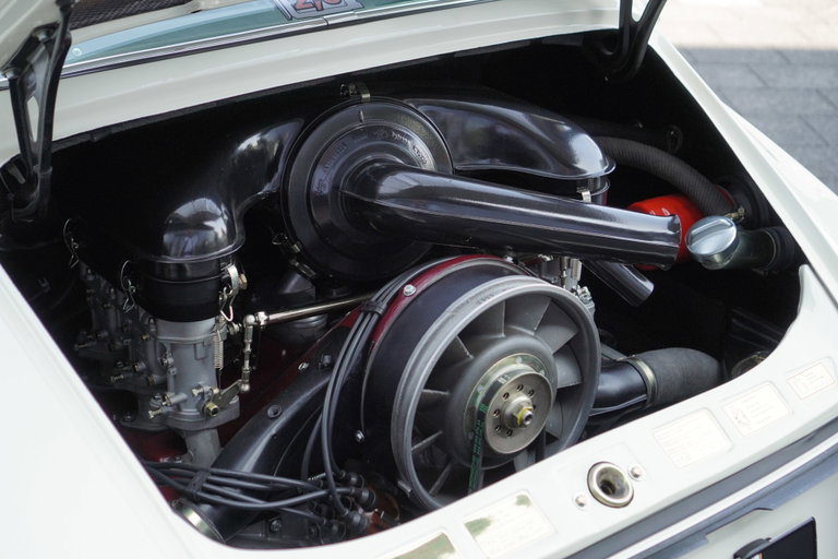 Porsche 911 S (F-Modell)