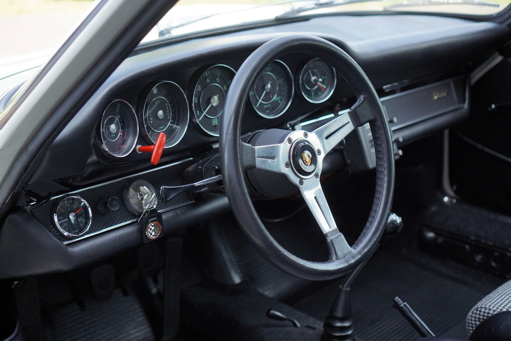 Porsche 911 S (F-Modell)