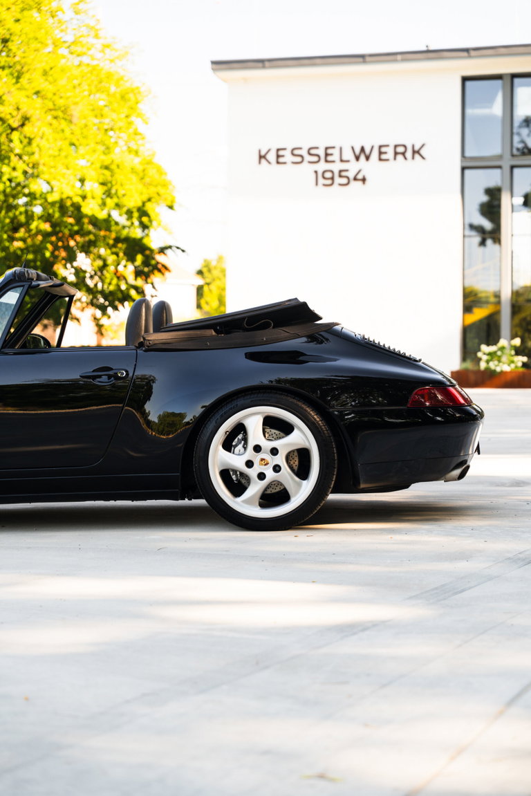 Porsche 993 Carrera 4